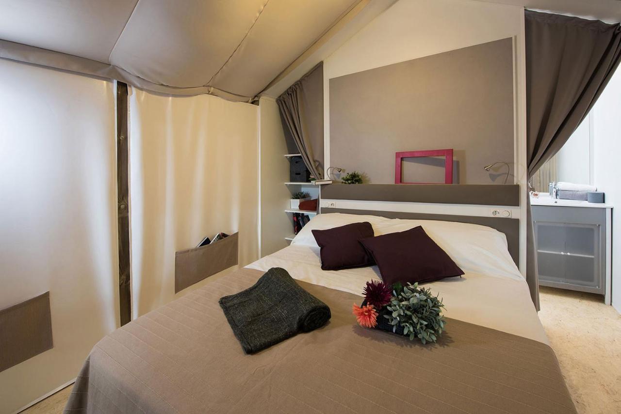 Camping Lacona Pineta Capoliveri  Exterior foto